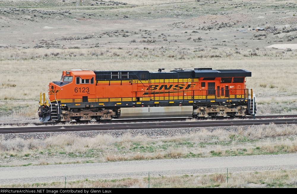 BNSF 6123